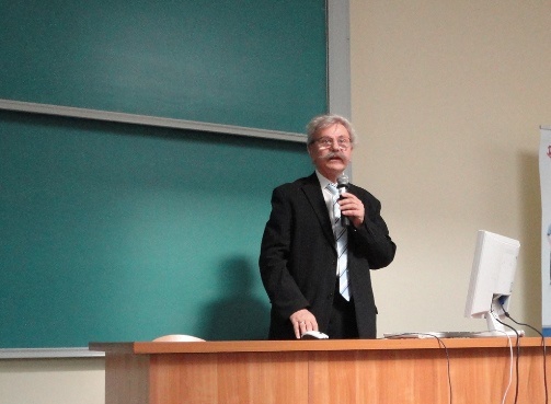 prof. dr hab. Czesław Noworol 