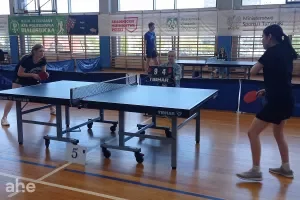 Drużyna KU AZS AHE Łódź na Akademickich Mistrzostwach Polski w tenisie stołowym