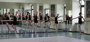 Sala baletowa studentów Tańca