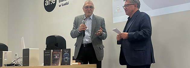 Spotkania z literaturą i wiedzą na zjeździe informatyki