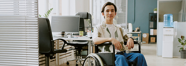 Dyplom i co dalej? Absolwenci z niepełnosprawnościami na rynku pracy | projekt