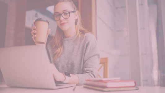 jak zostać copywriterem