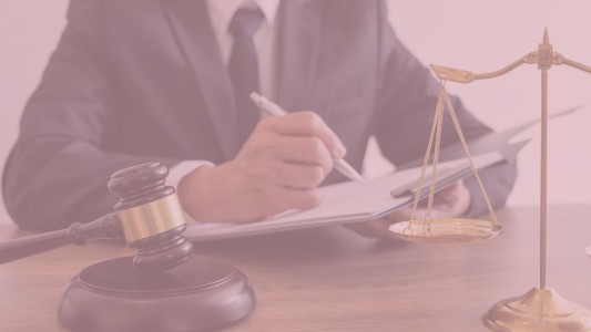 Lepszy adwokat czy radca prawny