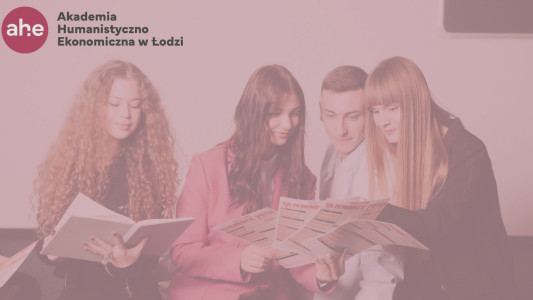 Studia i praca – jak połączyć te dwa zadania