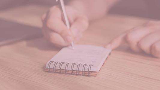 Przydatne zwroty do rozprawki maturalnej