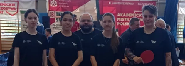 Drużyna KU AZS AHE Łódź na Akademickich Mistrzostwach Polski w tenisie stołowym