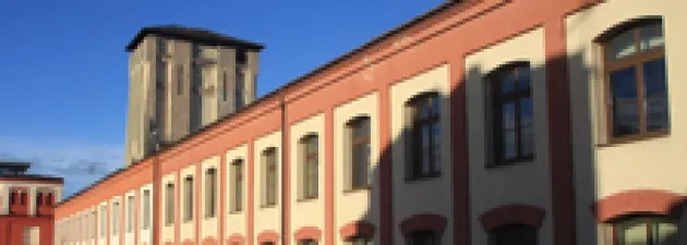 Spacer po Akademii Humanistyczno-Ekonomicznej w Łodzi