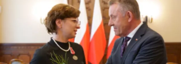 prof.nadzw. dr hab. Joanna Satoła-Staśkowiak odznaczona
