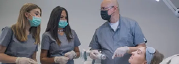 Kosmetologia w AHE – dlaczego warto ją wybrać?