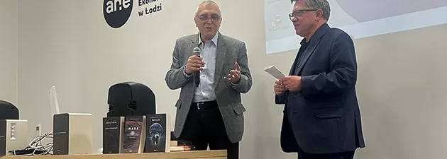 Spotkania z literaturą i wiedzą na zjeździe informatyki