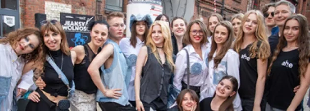 „Jeansy Wolności” z choreografią i oprawą taneczną studentów tańca