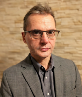 dr n. med. Piotr Jamrozik