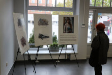 Absolwentak kierunku grafika z wystawą na ul. Piotrkowskiej