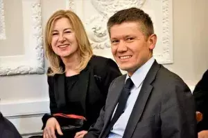 Prorektor ds. Nauki i Rozwoju AHE dr Leszek Kuras dr Elżbieta Dul-Ledwosińska prodziekan kierunku grafika