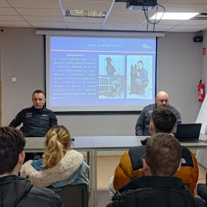 Studenci prawa z wizytą studyjną w Zakładzie Karnym nr 1 w Łodzi