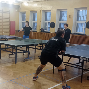 Wyjątkowy trening i sparing między drużynami tenisa stołowego - Politechniki Łódzkiej i AHE Łódź