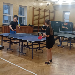 Wyjątkowy trening i sparing między drużynami tenisa stołowego - Politechniki Łódzkiej i AHE Łódź