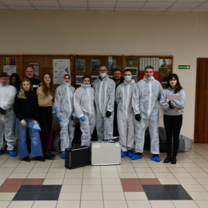 Młodzi technicy kryminalistyki w akcji