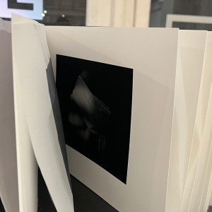 „Archiwum Emocji„– fotograficzna książka artystyczna studentów grafiki