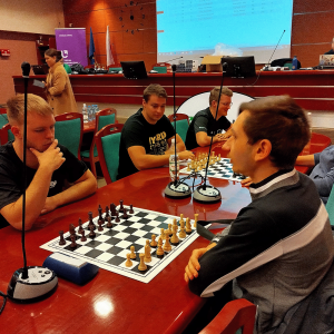 Studenci AZS AHE Łódź z sukcesami na AMW w szybkich szachach