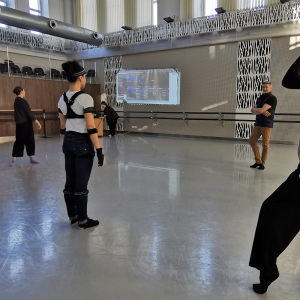 Studenci grafiki na warsztatach VR i MR w choreografii z mistrzami nowoczesnych technologii