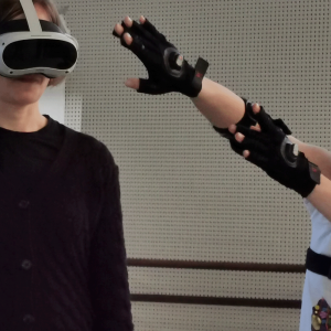 Studenci grafiki na warsztatach VR i MR w choreografii z mistrzami nowoczesnych technologii