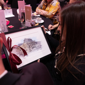 Grafika AHE przekazana na licytację