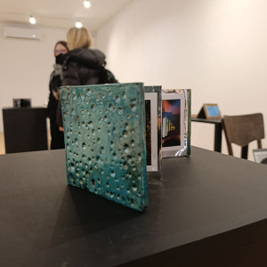 „Archiwum Emocji„– fotograficzna książka artystyczna studentów grafiki