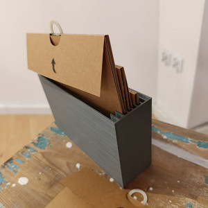 „Archiwum Emocji„– fotograficzna książka artystyczna studentów grafiki