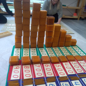 Studenci Akademii poznali tajniki metody Montessori w Polskim Instytucie Montessori w Warszawie