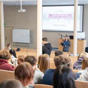 Spotkanie z licealistami: Nowoczesne trendy i wyzwania w turystyce i hotelarstwie