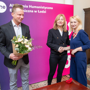 Dr n. med. Izabella Michałowska-Wieczorek z odznaką honorową „Za zasługi dla ochrony zdrowia”