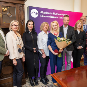 Dr n. med. Izabella Michałowska-Wieczorek z odznaką honorową „Za zasługi dla ochrony zdrowia”