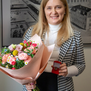 Dr Elżbieta Rusin-Pawełek z odznaczeniem Ministra Zdrowia