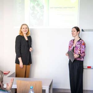 Jak napisać skuteczny abstrakt? | relacja z warsztatów