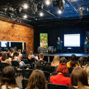 Przedstawiciele Hutchinson Institute w Akademii