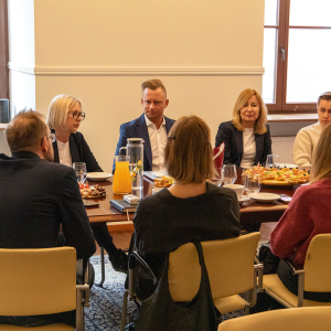 śniadanie z rekror | dziennikarstwo