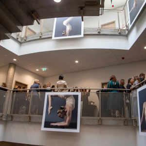 Praca dyplomowa „Język ciała w fotografii" Denisa Palmera