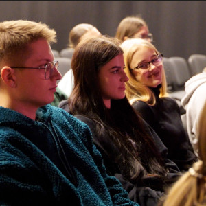 Relacja z debaty „Kobiety w świecie nauki, sztuki i..."