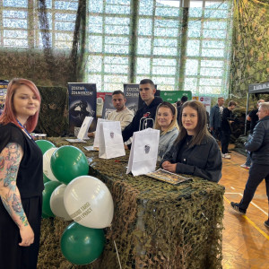 Z wizytą na targach w 15. Brygadzie Łączności