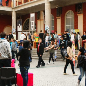 przyszli studenci ahe