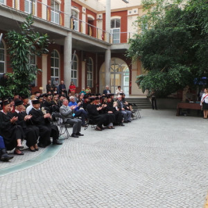 AHE absolwenci rozdanie dyplomów