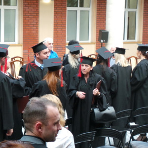 AHE absolwenci rozdanie dyplomów