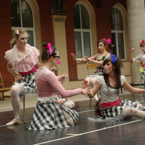 Studenci studiów tanecznych w AHE w Łodzi 