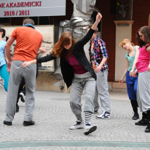 Występ studentów AHE w Patio 