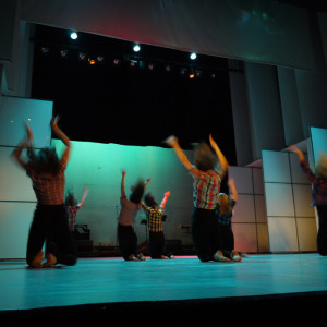 Studenci AHE podczas występu w Teatrze Jaracza