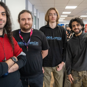 Studenci Koła Naukowego AIrON AHE na Hackathonie FCP