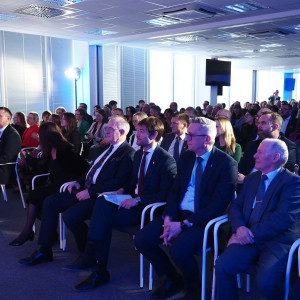 Stypendium Klaster LODZistics dla studentki zarządzania