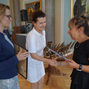 Akademia Humanistyczno-Ekonomiczna w Łodzi Uczelnią Liderów 2017