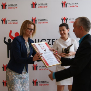 Akademia Humanistyczno-Ekonomiczna w Łodzi Uczelnią Liderów 2017